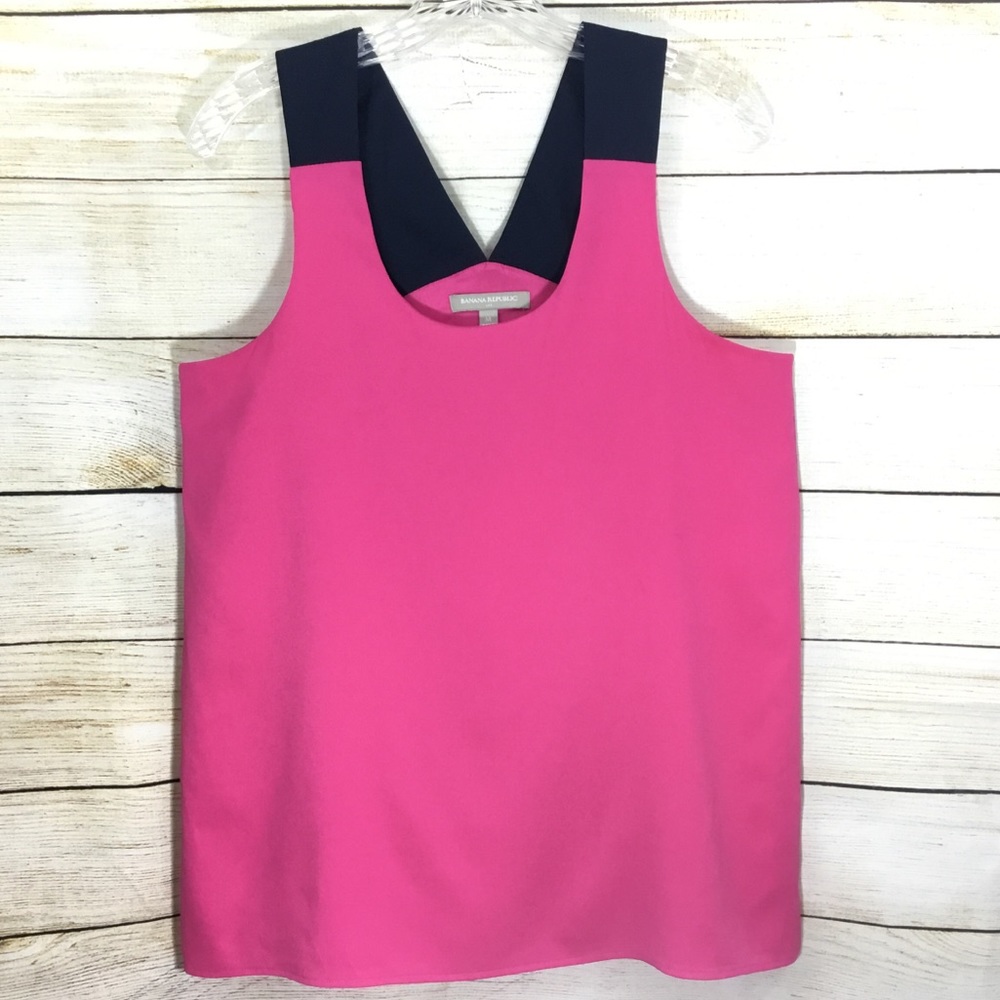 |Banana Republic| Magenta Racerback Tank NB straps